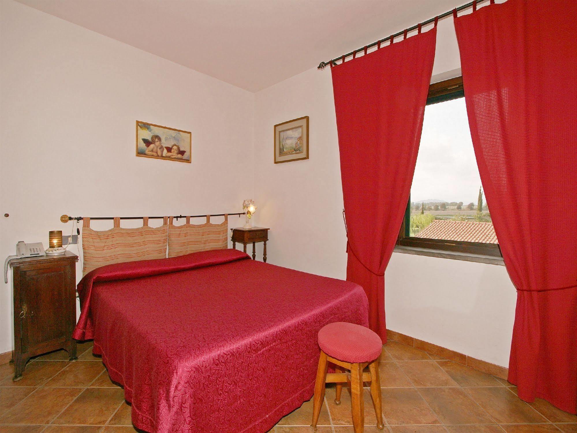 Locanda Le Mandriane อัลบิเนีย ภายนอก รูปภาพ
